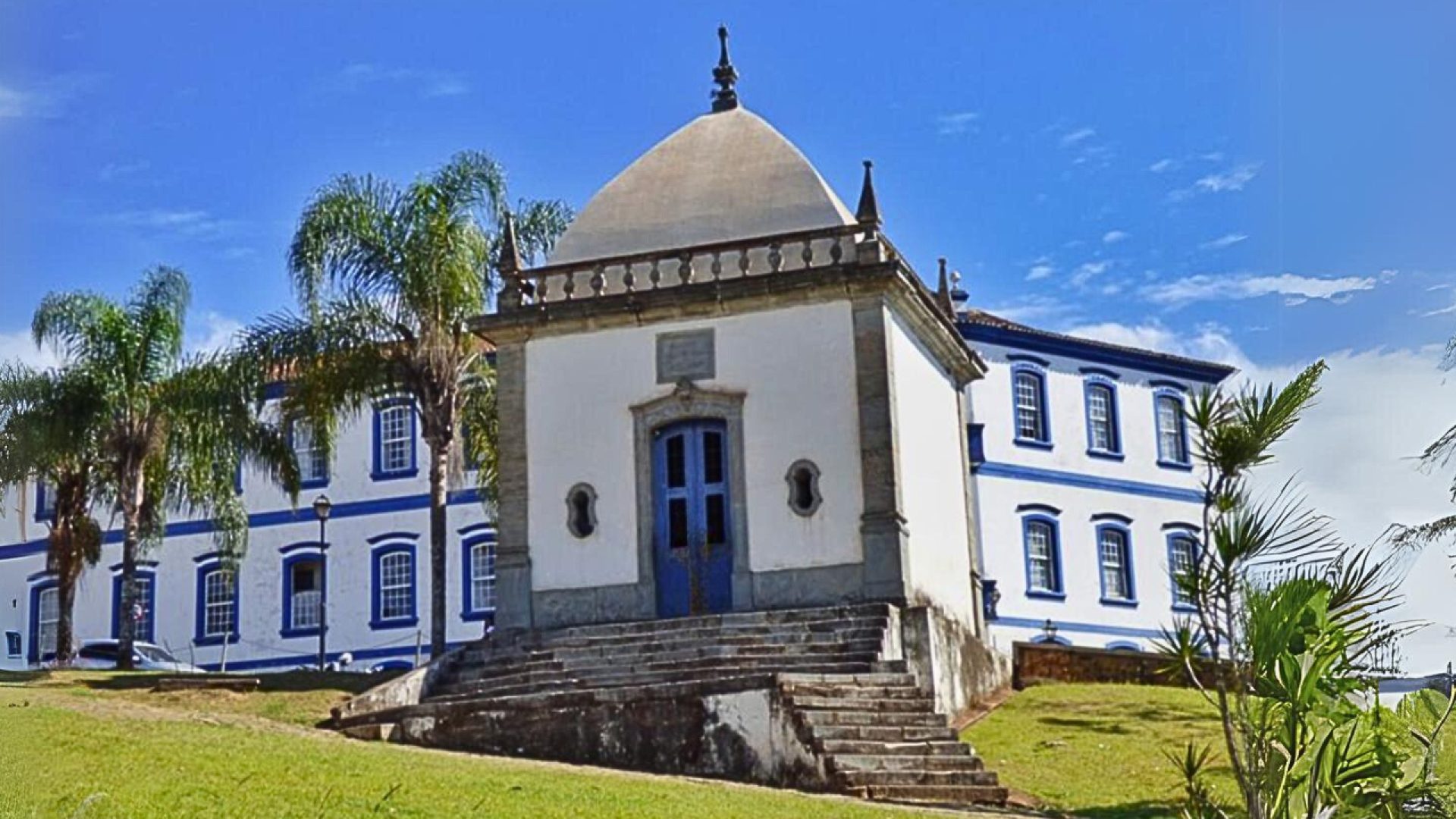 Congonhas-jardim-dos-passos-santuario-do-bom-jesus-de-matosinhos