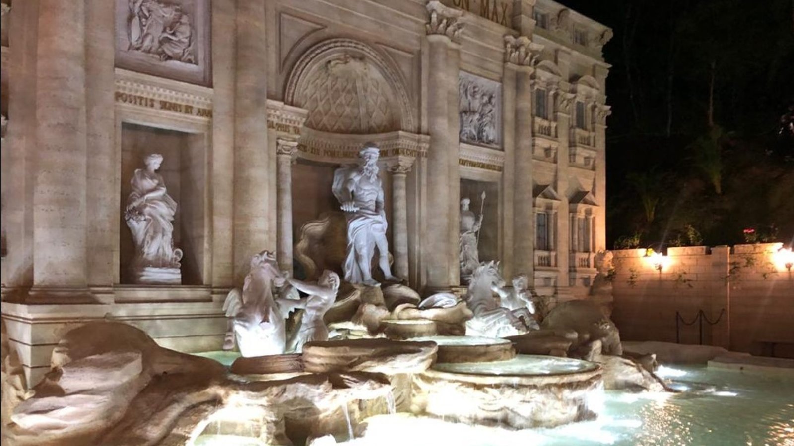 Fonte-di-Trevi